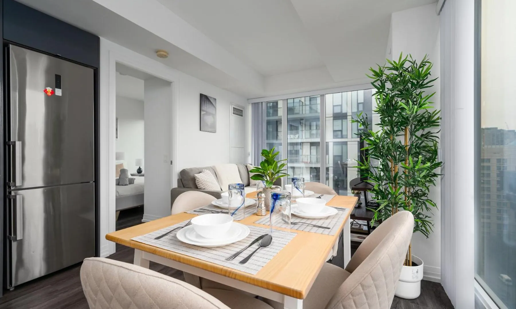Fort York Suites Toronto